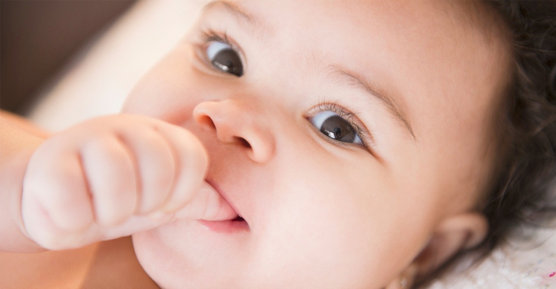Hábitos como el uso prolongado del chupete o la succión del pulgar ¿pueden causar alteraciones en los dientes y en los maxilares de los niños?